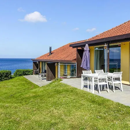 Beautiful In With House Sea View