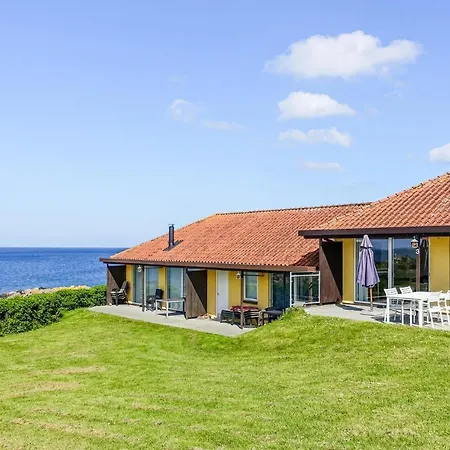 Beautiful In With House Sea View * 구드옘