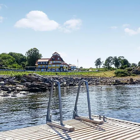 Beautiful In With House Sea View