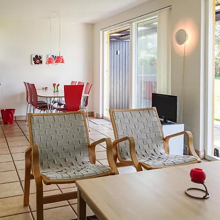 Beautiful In With House Sea View *